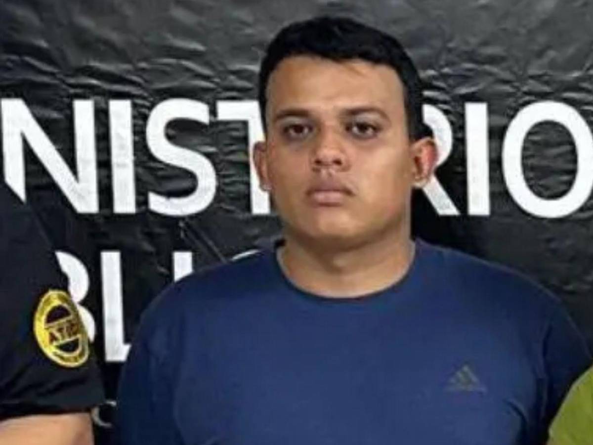 Así te quería agarrar: Mujer fue detenida y abusada en su celda; vinculan a cuatro policías