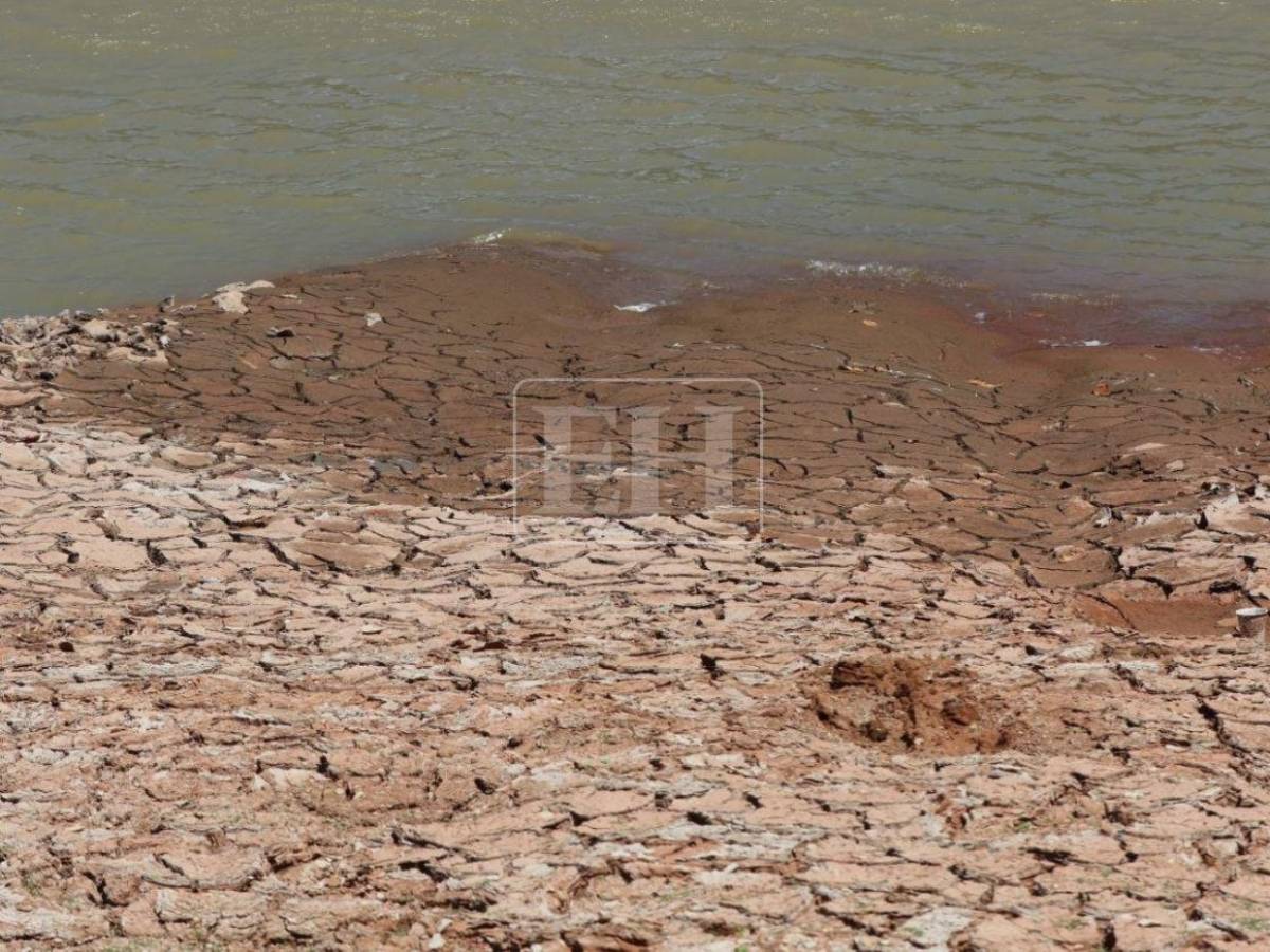 Impactantes imágenes de represa La Concepción; es cuestión de horas para que llegue a su nivel crítico