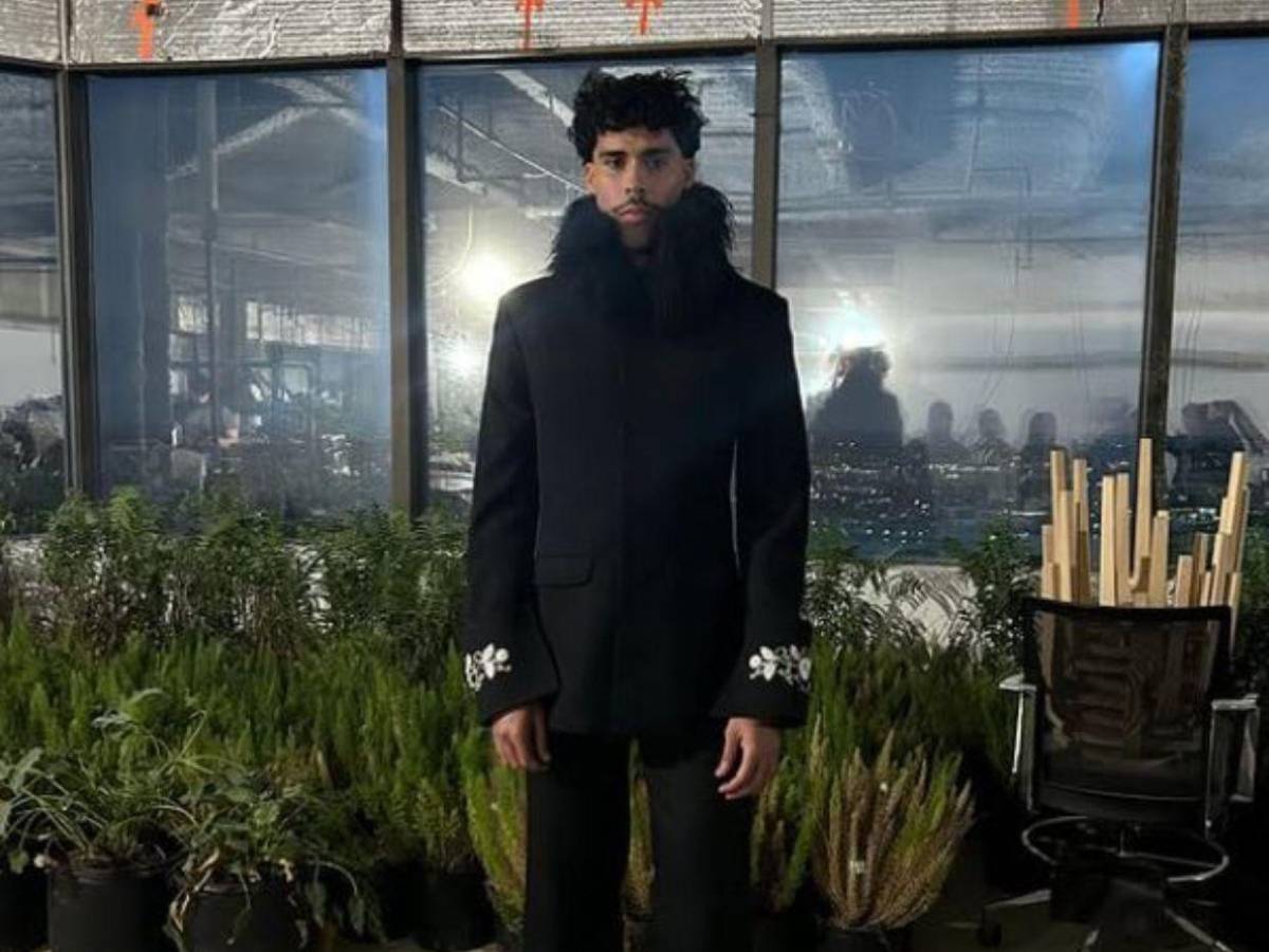 Bernie Martínez Ocasio, el hermano de Bad Bunny que triunfa como modelo