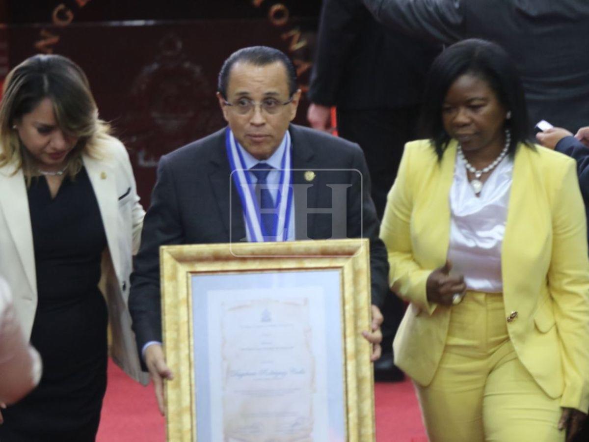 ¿Quiénes son los periodistas y fotorreporteros premiados por el Congreso Nacional este 2026?