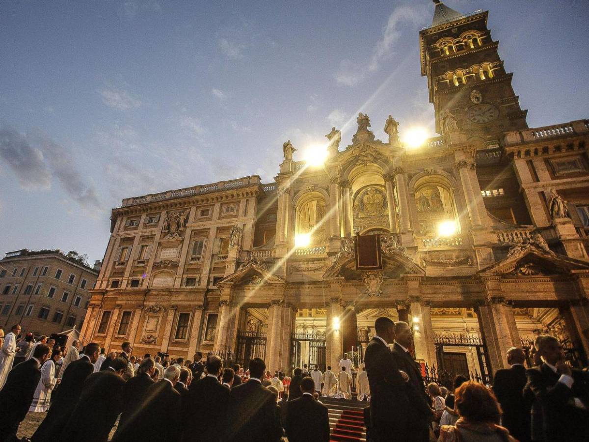 Santa María la Mayor, iglesia donde descansan ocho papas ¿Quiénes son?