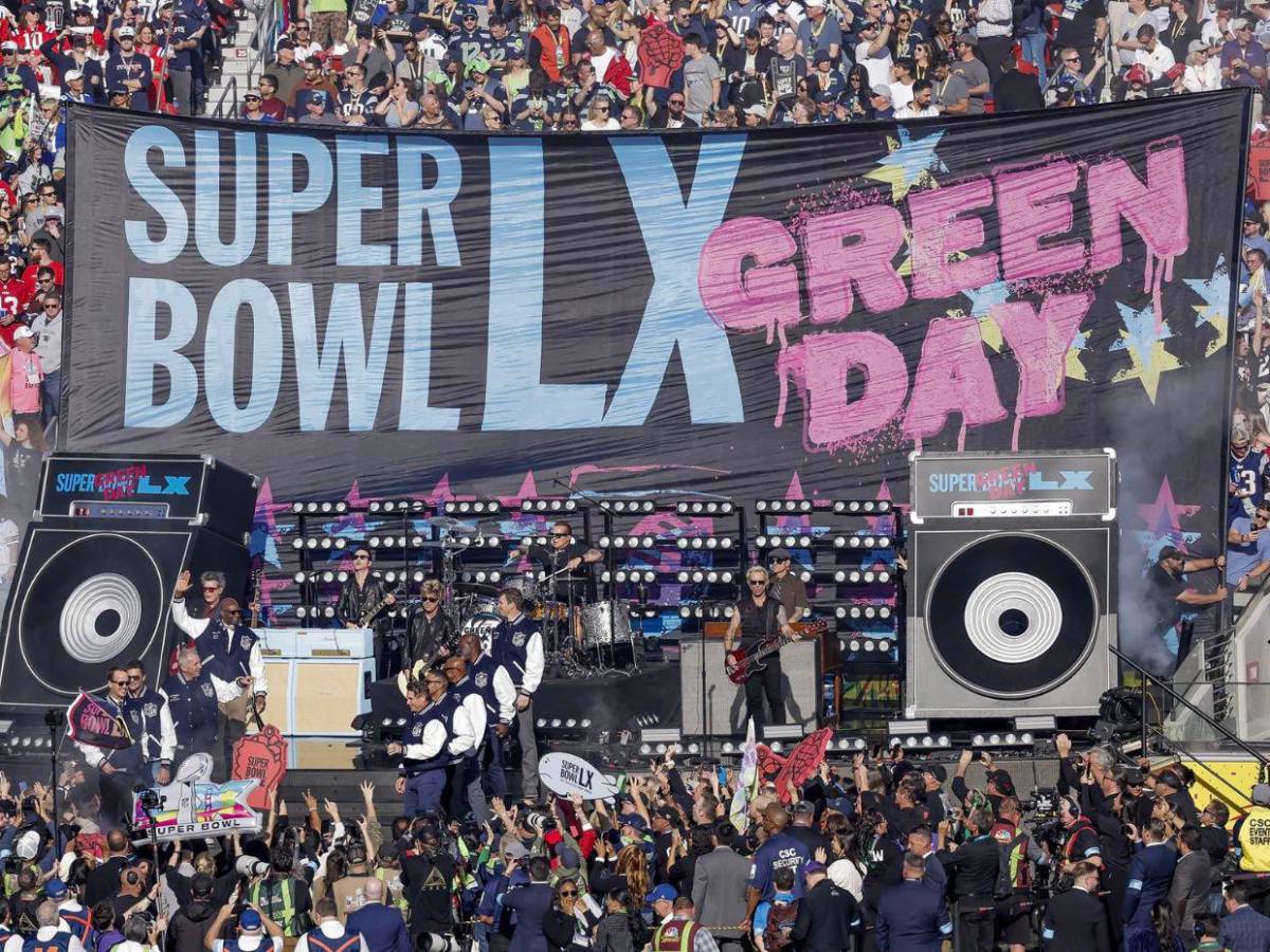 Green Day en el Super Bowl 2026: así fue su presentación en el Levi’s Stadium