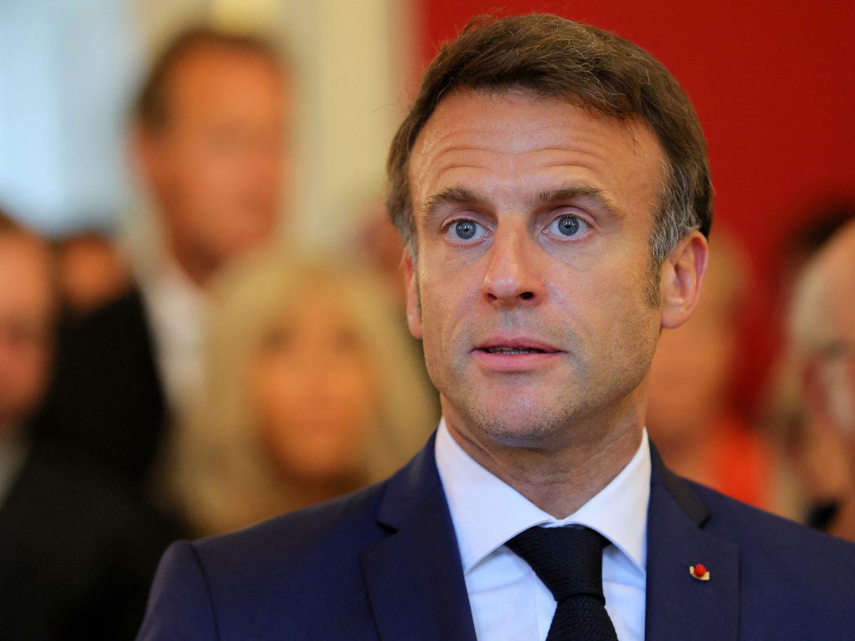Macron anuncia mejora del estado de salud de niños heridos en ataque en Francia