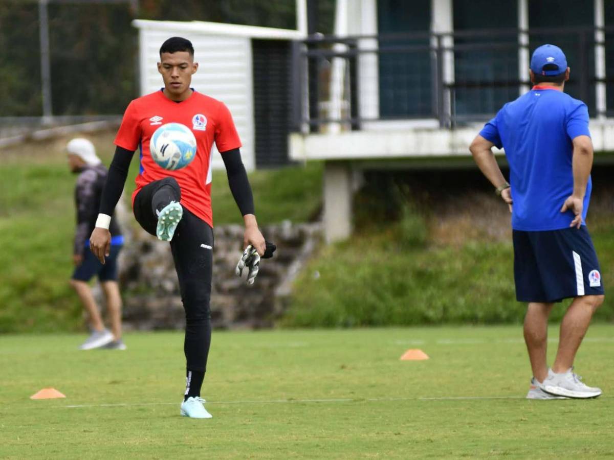 Novedades, dos ausencias y la mira puesta en la 41: así fue el entrenamiento del Olimpia