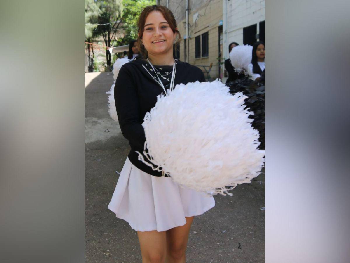 Pomponeras del Intae preparan un espectáculo patriótico lleno de energía y talento