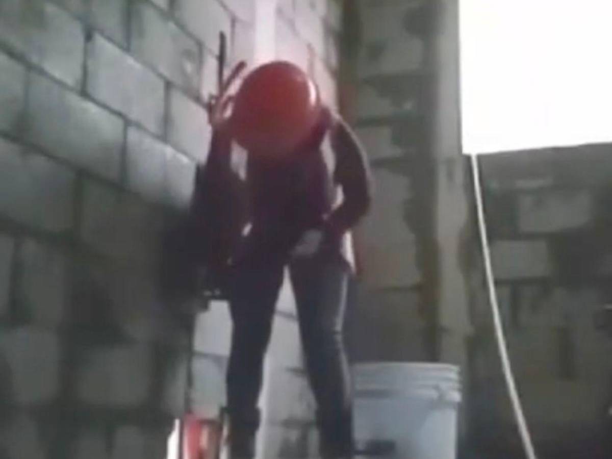 Hallada muerta entre el muro de una construcción: crimen de Alma Sánchez en México