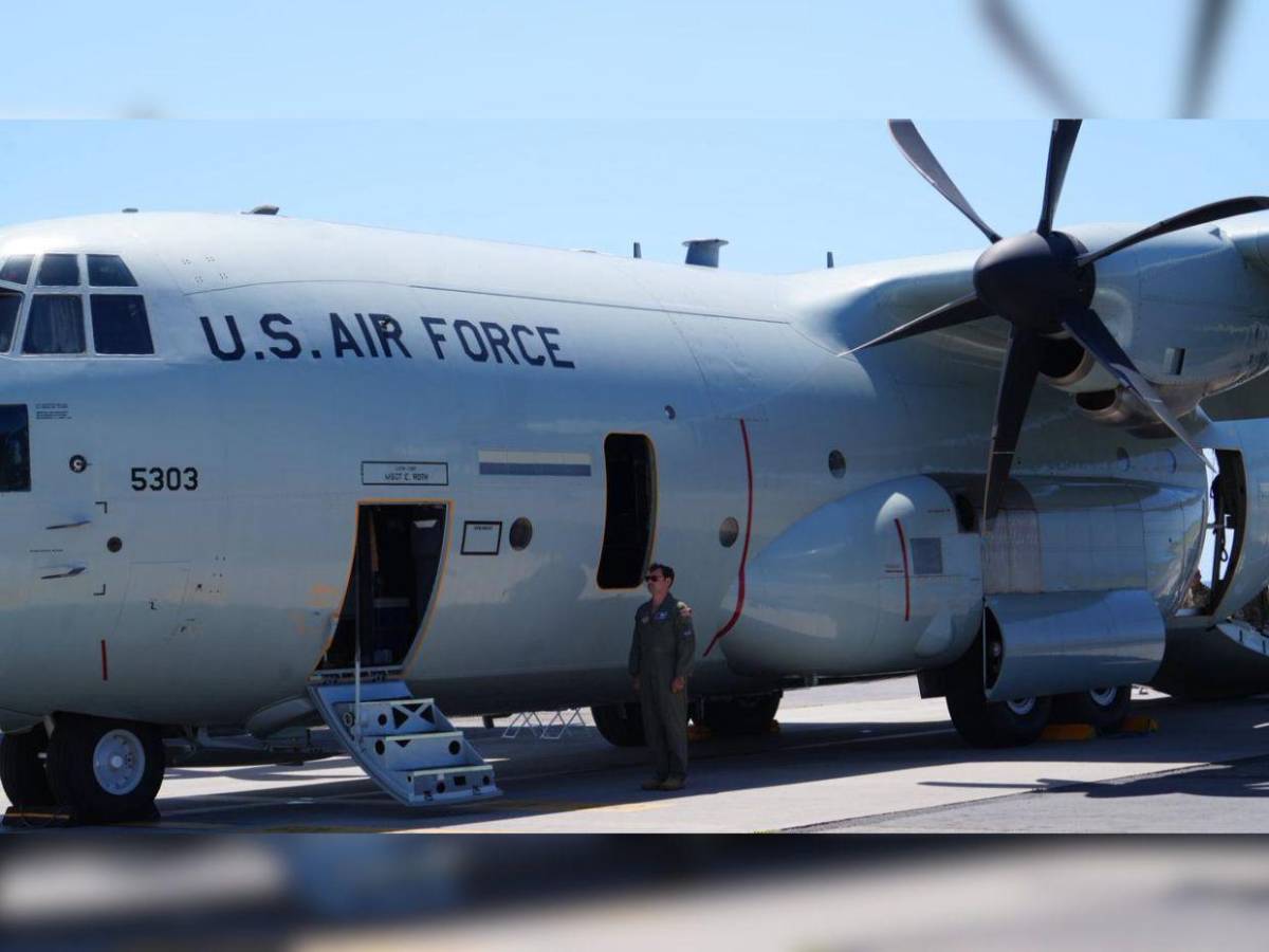 Avión caza huracanes llega a Honduras para reforzar el  monitoreo climático