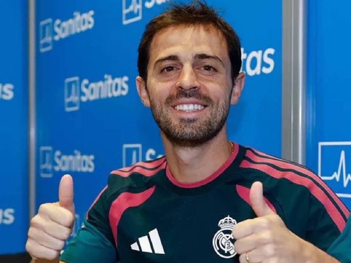 Fichajes: Bajas en Real Madrid y millones a Vinicius; Barcelona en problema y EE UU renueva DT