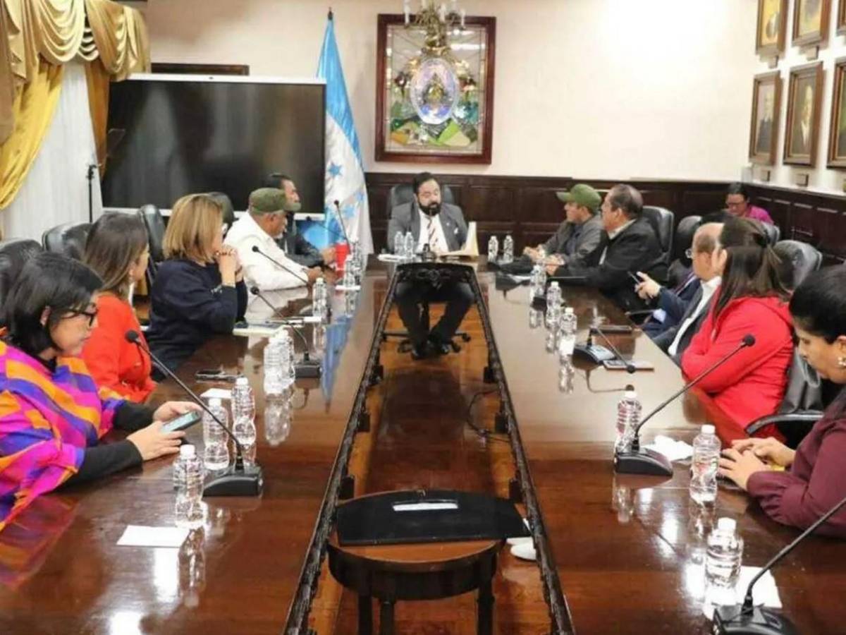 Tres claves para entender qué delitos habría cometido la comisión permanente