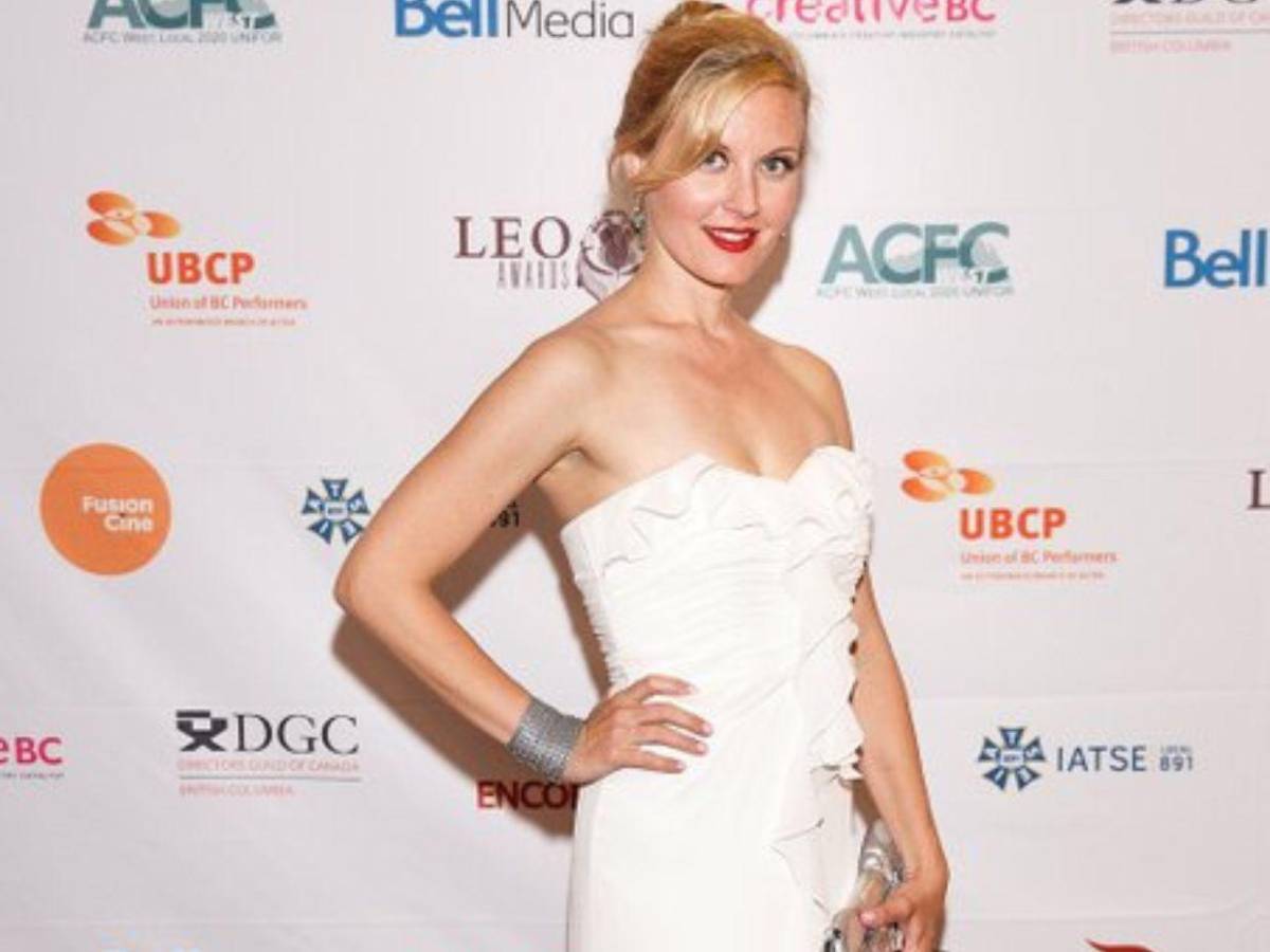 Murió Carrie Anne Fleming: estrella de Supernatural que desafió al terror