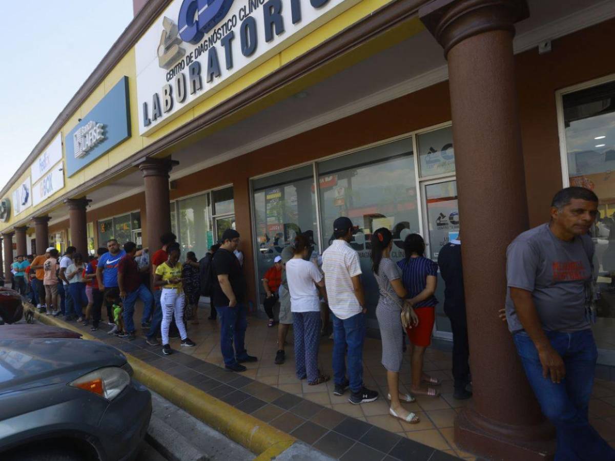 Sampedranos abarrotan el RNP para obtener su DNI previo a elecciones 2025