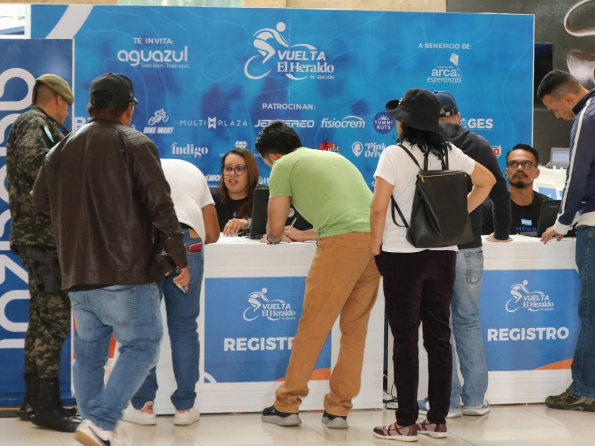 Entrega de kits en el arranque de la Vuelta EL HERALDO 2025, que reúne a mil ciclistas en Honduras