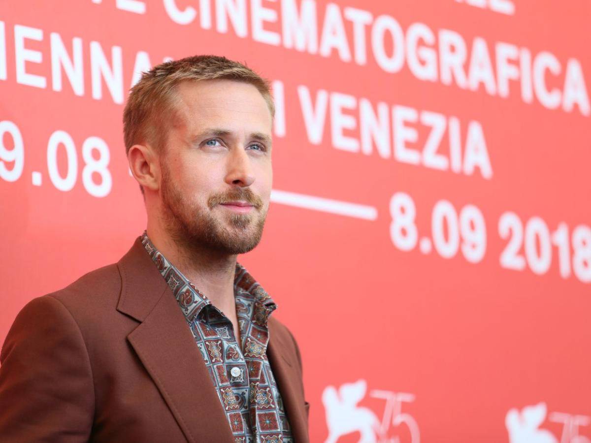 Ryan Gosling se viste de astronauta en nueva película inspirada en sus hijas