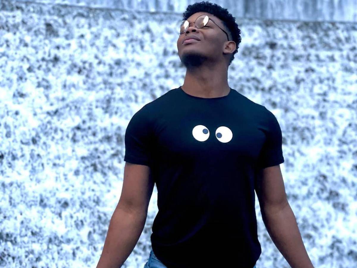 “No es mi color de piel, es lo que transmito”: Joseth Sanders, el hondureño que brilla en TikTok