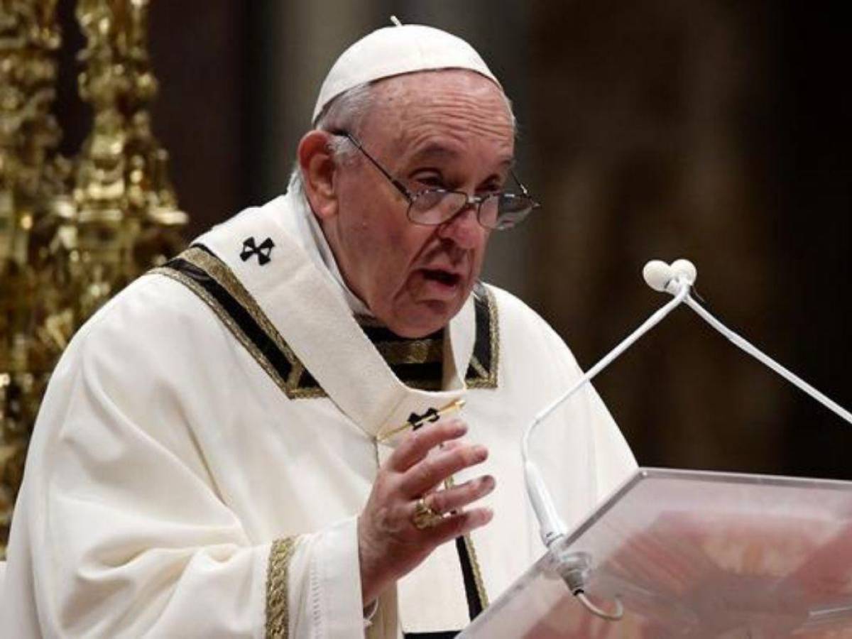 El papa Francisco llama a poner fin a la “masacre” en Ucrania