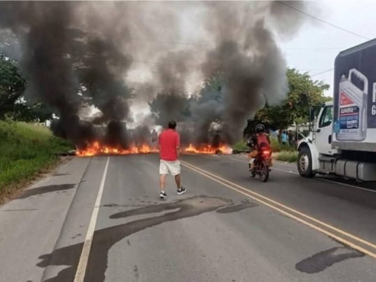Enfrentamiento y varios detenidos dejó manifestación en carretera hacia Olancho