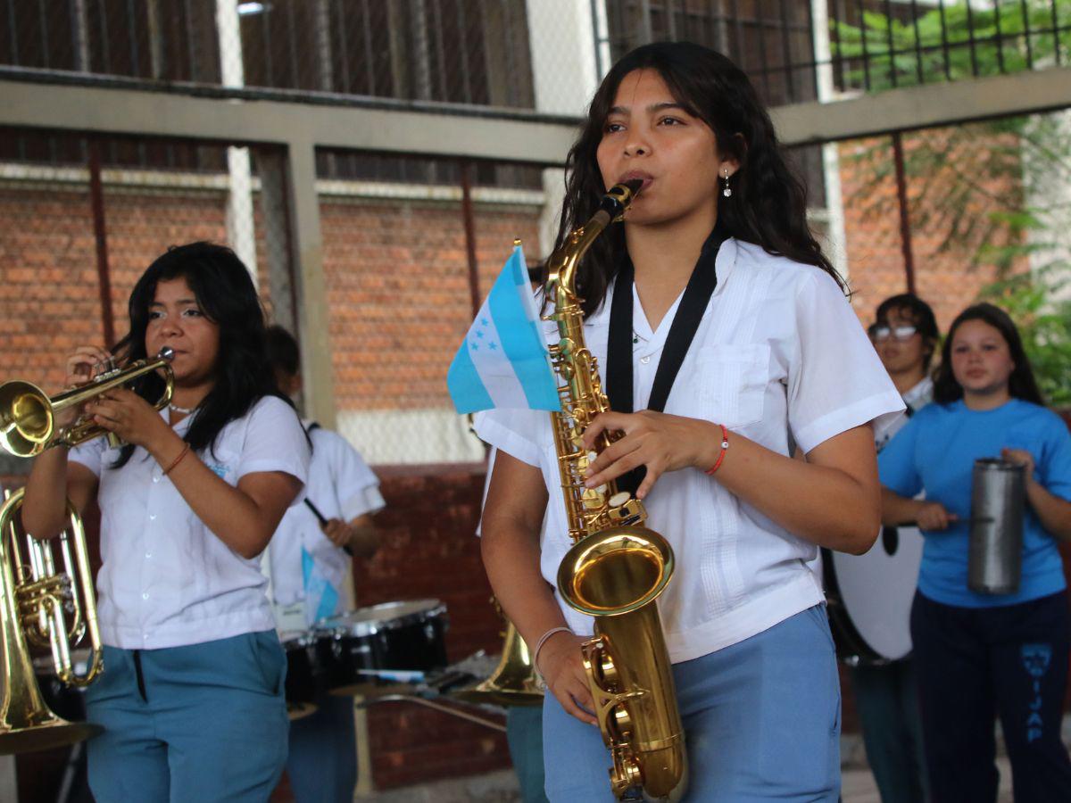 Disciplina y talento: la banda del Jesús Aguilar Paz, una de las mejores en desfiles 2025