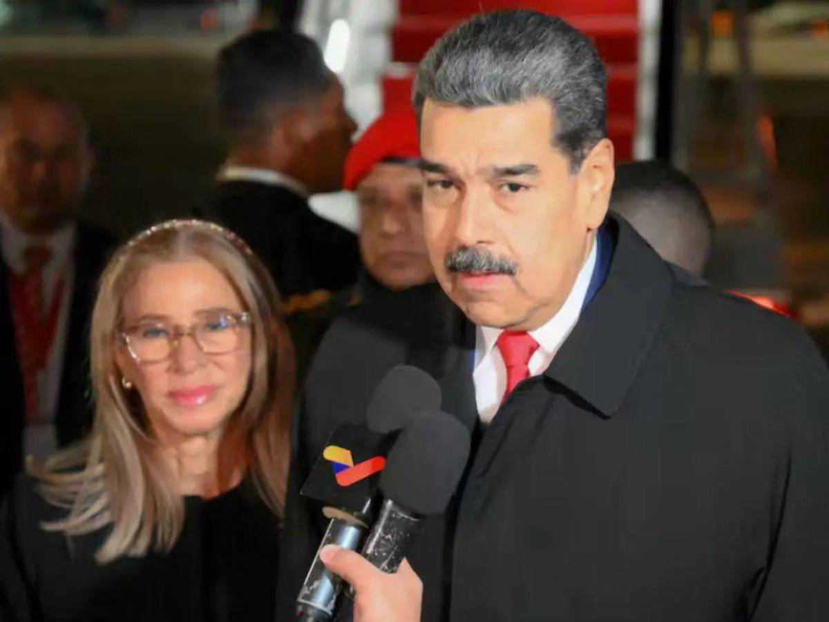 “Aceptó cientos de miles de dólares en sobornos”: De esto acusan a la esposa de Maduro