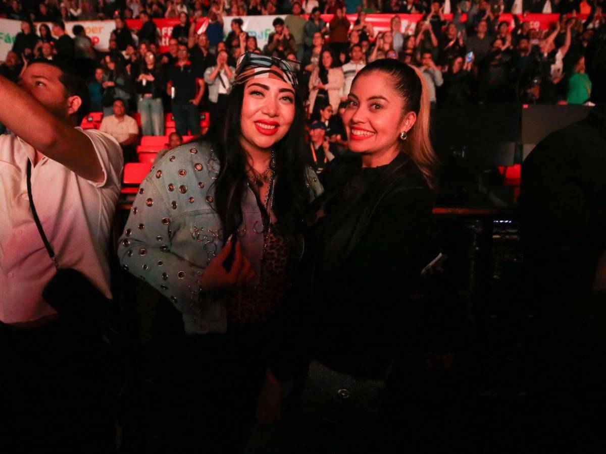 Las fotos que resumen la fiesta ochentera de Matute en Tegucigalpa