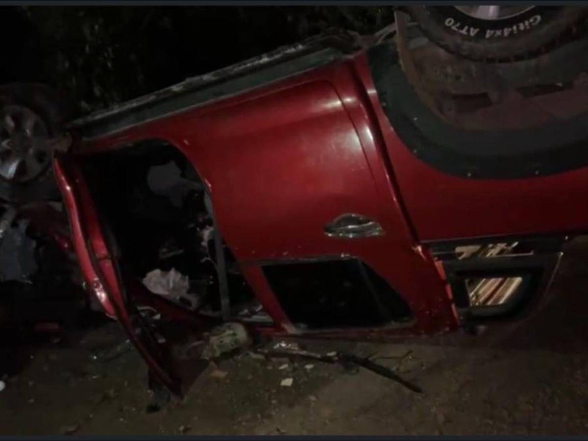 Vehículo partido en dos y un muerto: imágenes del accidente en Tocoa