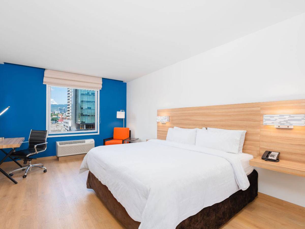 El renovado Holiday Inn Express Tegucigalpa presenta sus nuevas instalaciones bajo el innovador concepto Fórmula Blue 2.0