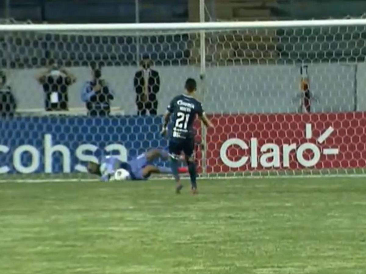 Rubilio Castillo y otros cracks que fallaron penales en finales de Liga Nacional