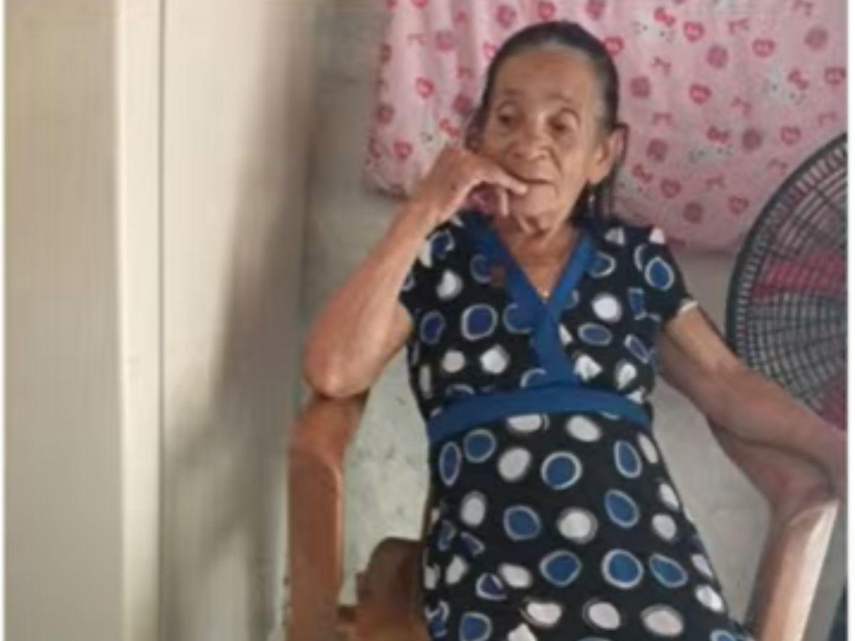 Estaban cubiertas con una cobija: momento en que encontraron a abuela y nieta carbonizadas en Copán