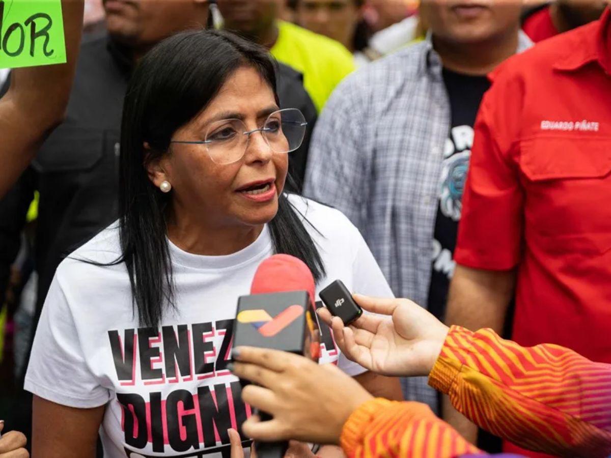 ¿Quién es Delcy Rodríguez, la figura clave en la transición de Venezuela tras la captura de Maduro?