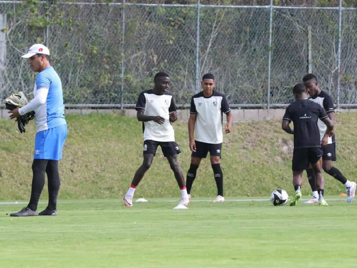 Nuevo fichaje del Olimpia presente, lesión de Menjivar y lo que hizo el chelito en el entreno Nuevo fichaje del Olimpia presente, lesión de Menjivar y lo que hizo el chelito en el entreno