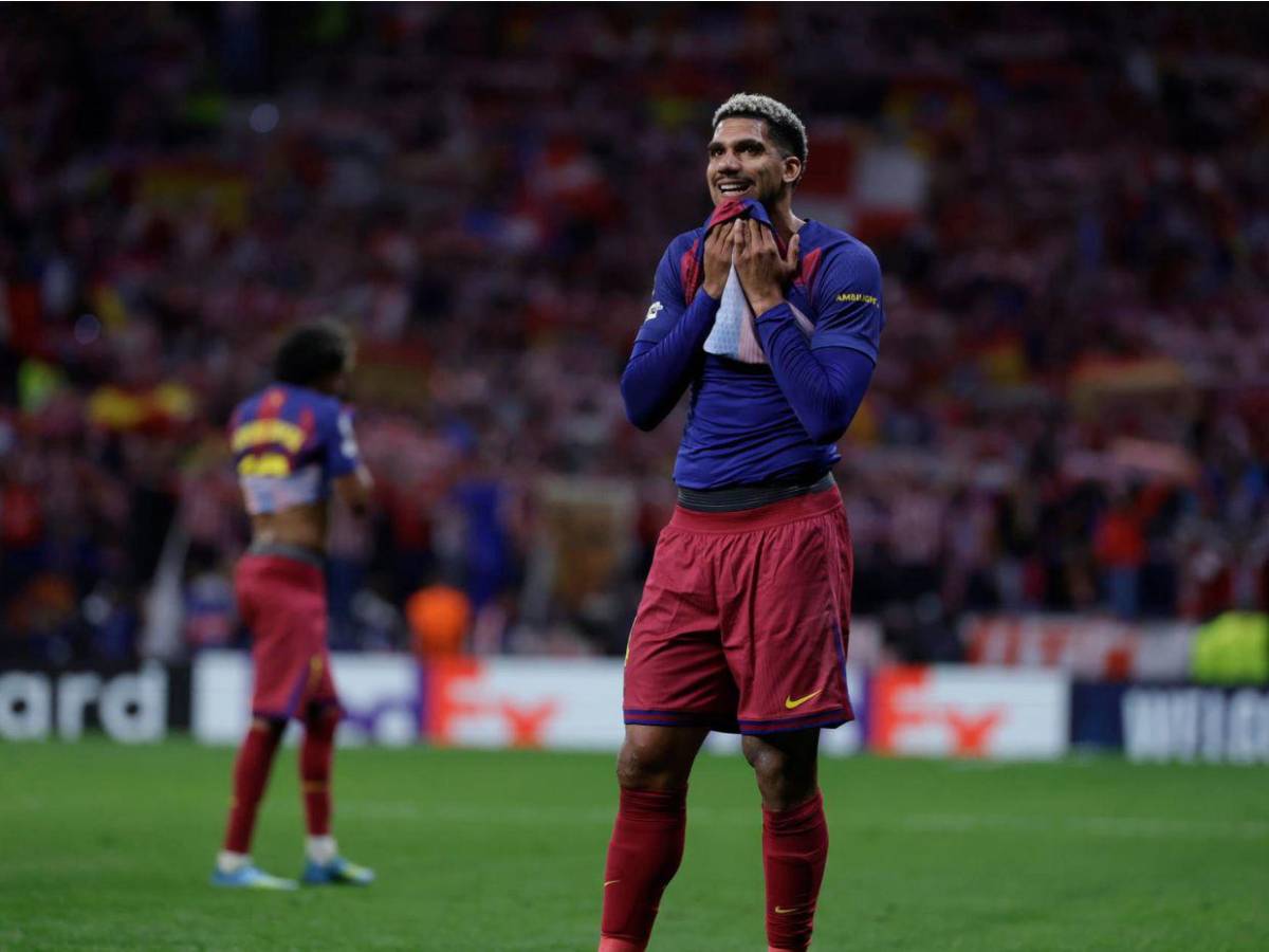 ¡Revolución en el Barcelona! Los fichajes y salidas que ha pedido Hansi Flick