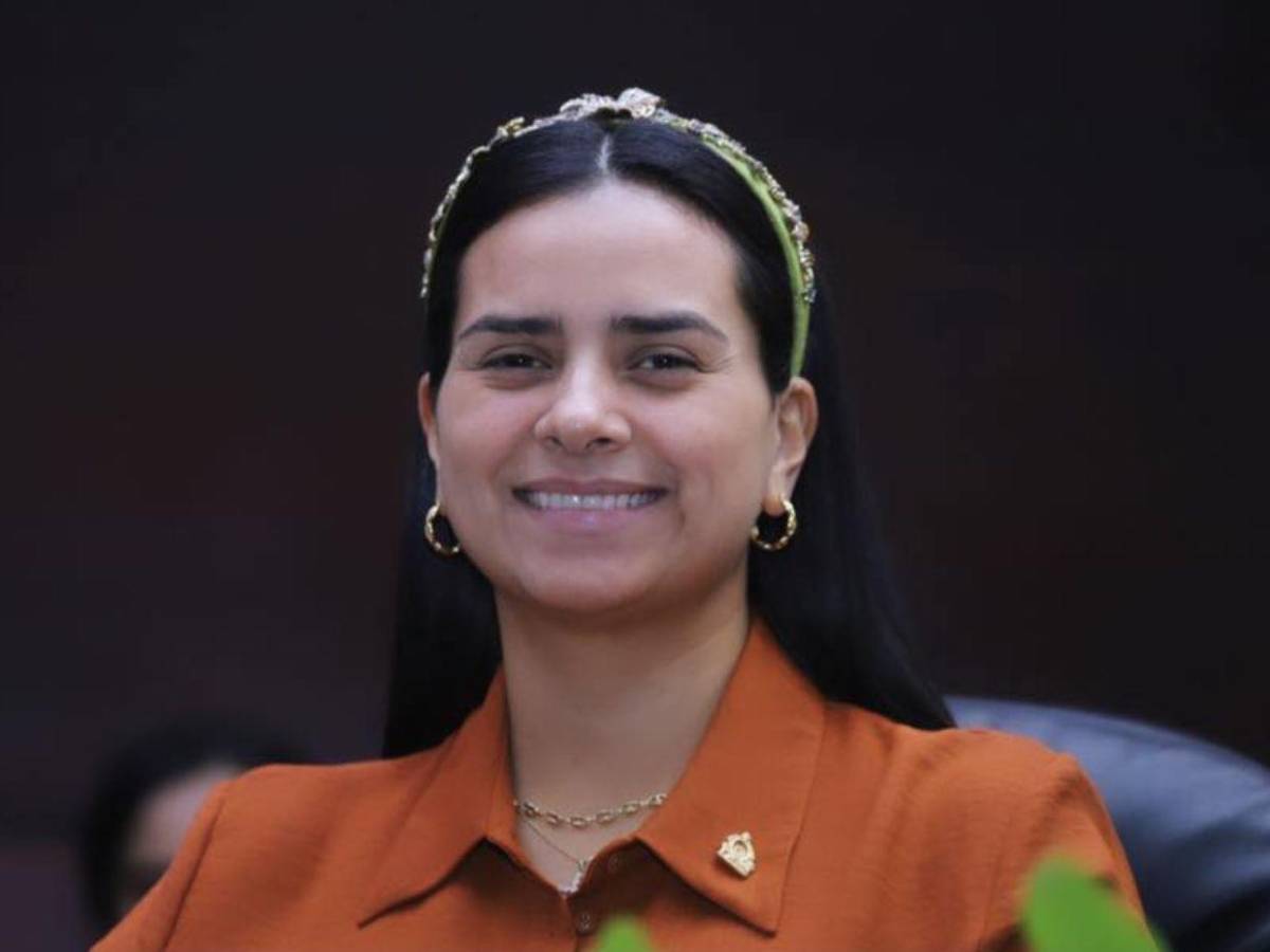 ¿Cuánto dinero ha seguido gestionando Isis Cuéllar tras escándalo de Sedesol?