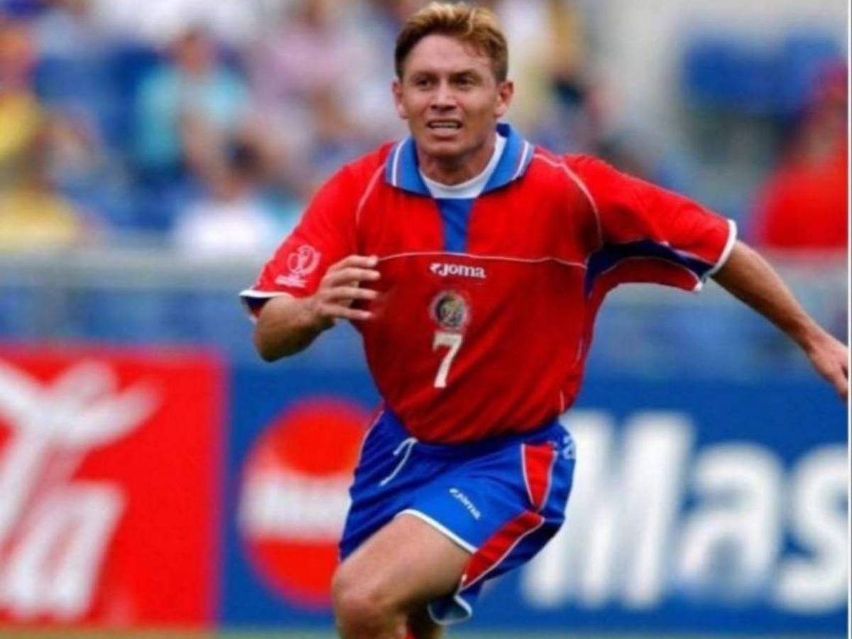 Los máximos goleadores de las Selecciones de Concacaf, ¿cuántos marcó Carlos Pavón?