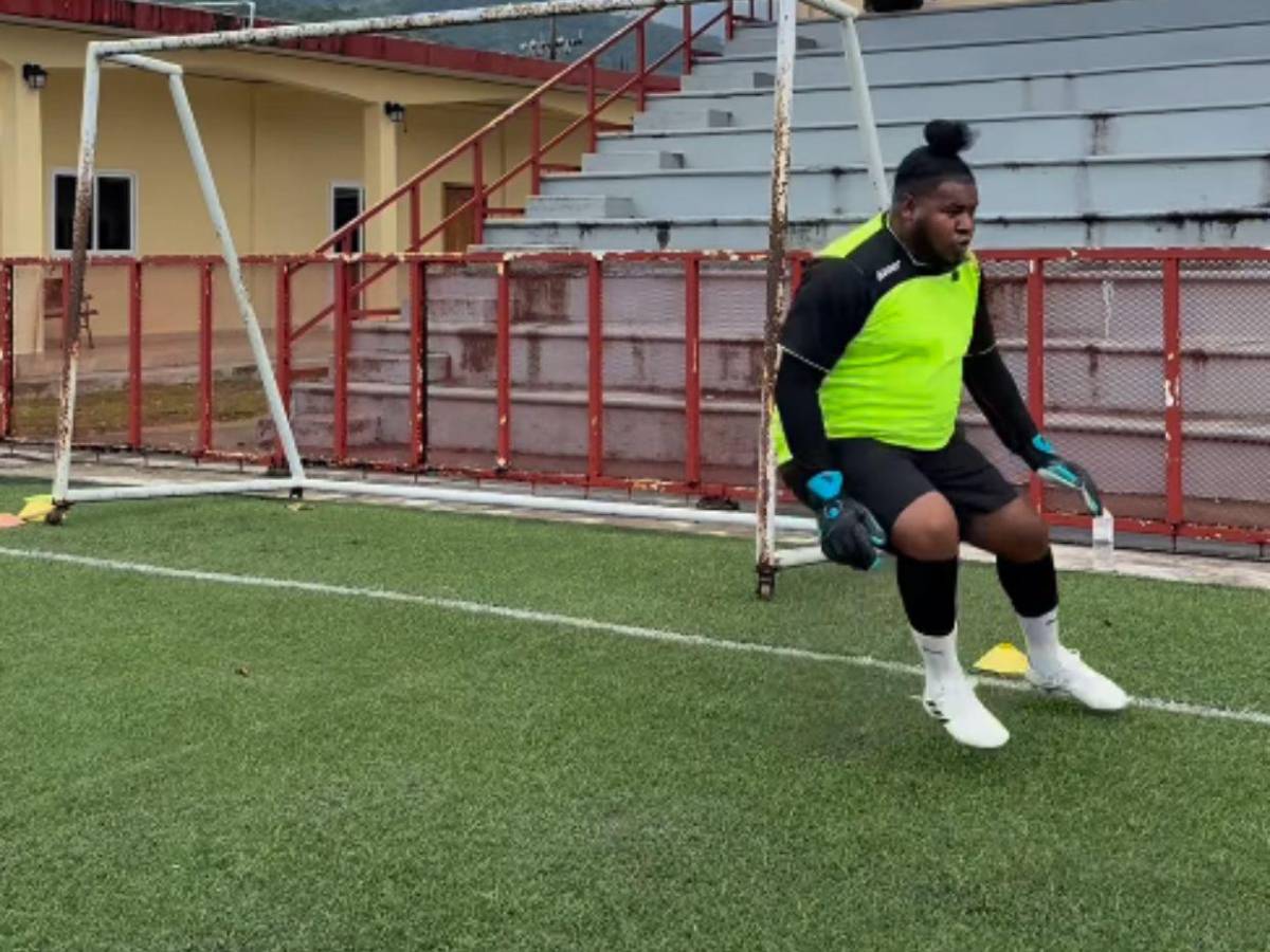 La More: de la portería en EE UU a estrella en TikTok tras breve paso por el fútbol profesional