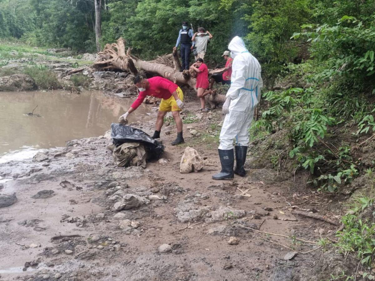 Aves de rapiña lo devoraban: rescatan cuerpo en estado de descomposición del río Chamelecón