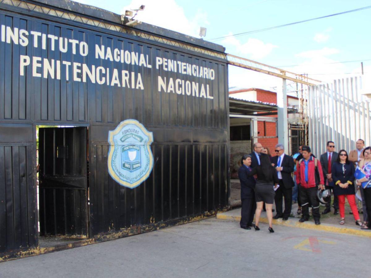 Reos vendían hasta por L300 mil las celdas a otros convictos en la cárcel de Támara Reos vendían hasta por L300 mil las celdas a otros convictos en la cárcel de Támara