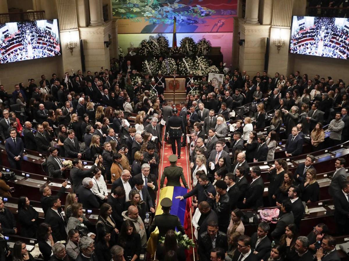 Magnicidios en Colombia, una lista de luto que empieza y termina con el apellido Uribe