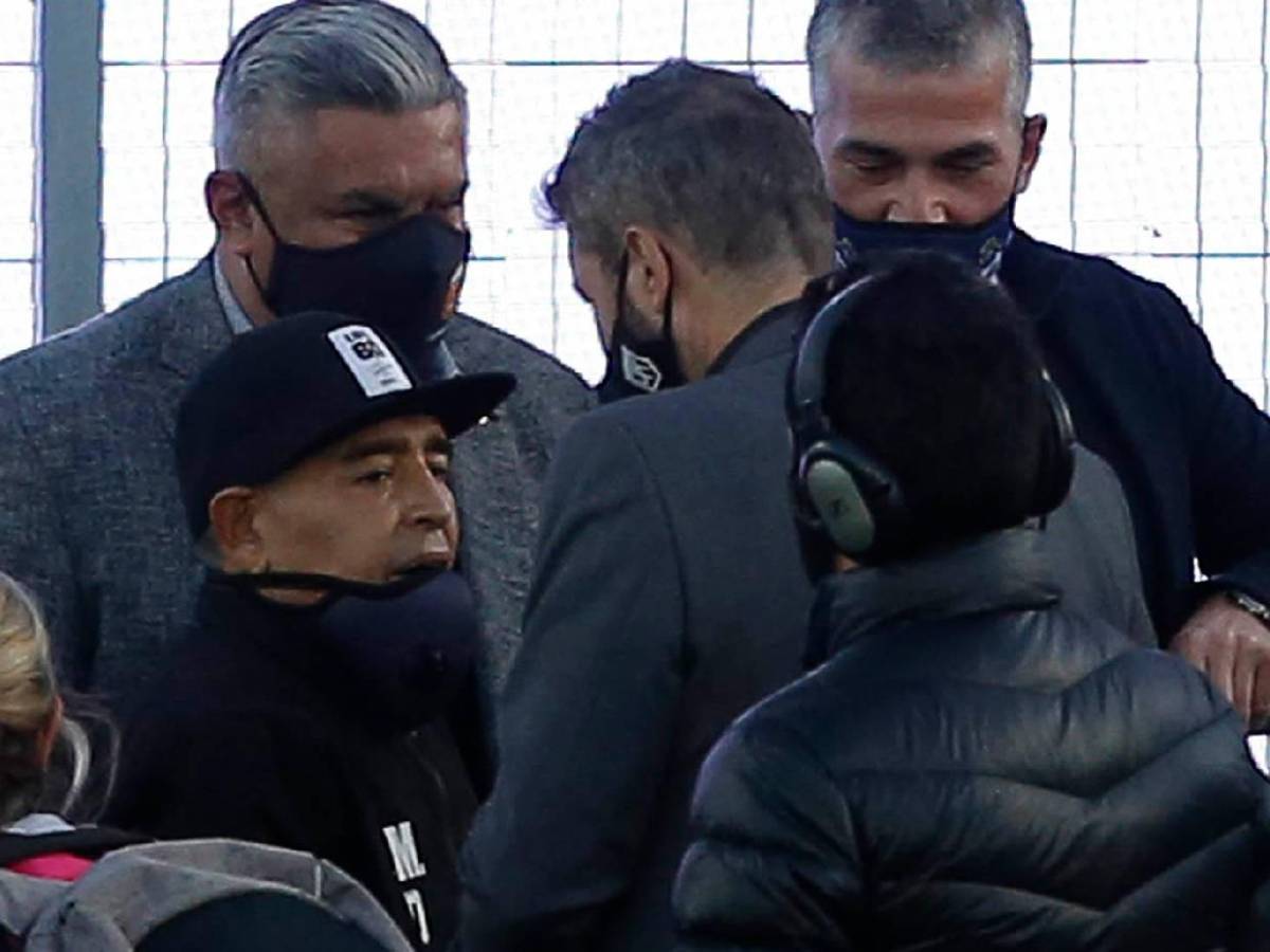 Tenía conductas autolesivas: Revelan cómo fueron los últimos días de Maradona previo a su muerte