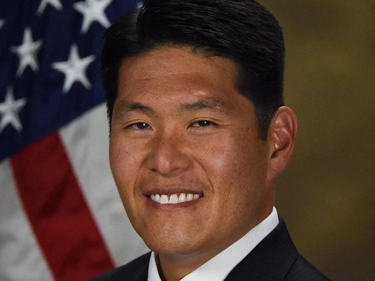 Robert Hur, fiscal que describió a Biden como un “anciano con mala memoria”