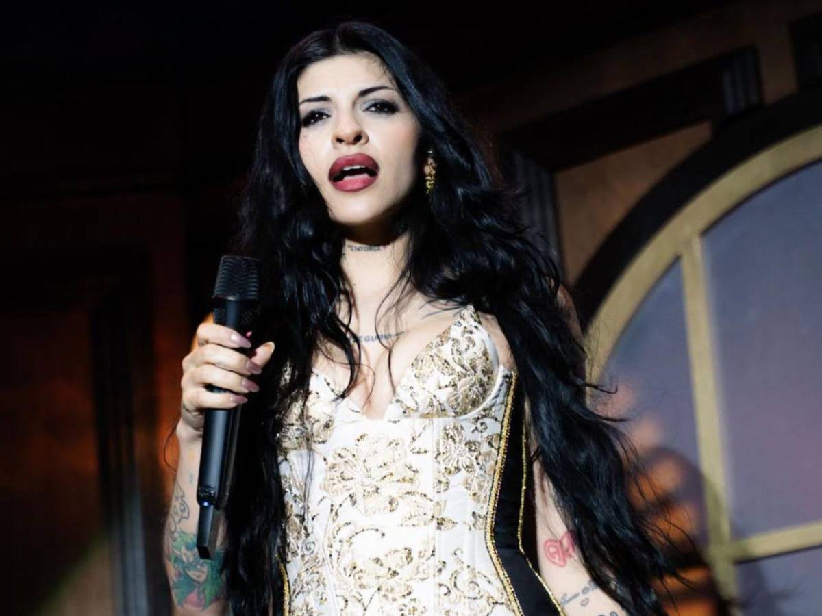 Cazzu arremete contra Rauw Alejandro, Jhayco y Nodal por la canción “Rosita”