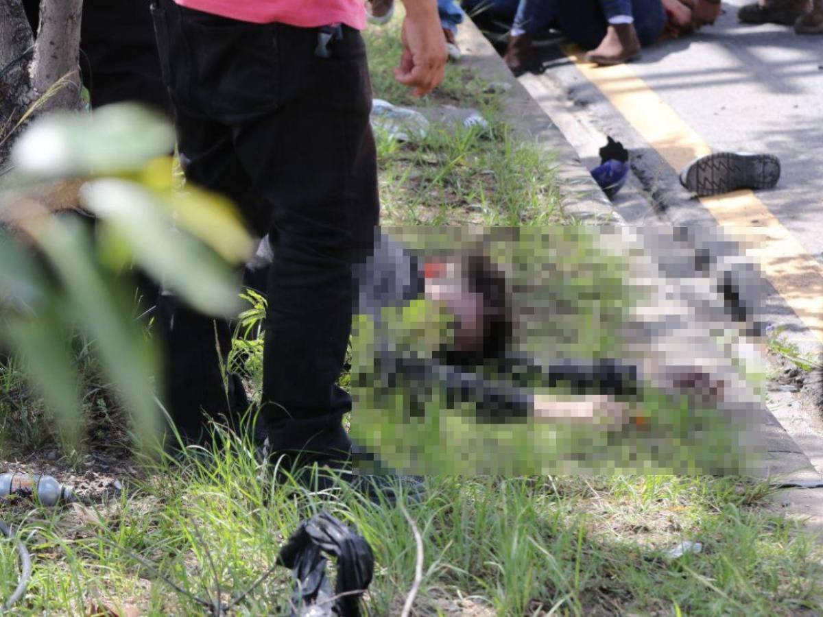 Hombre no usó puente peatonal y provocó la muerte de motociclista: así fue el accidente en el anillo periférico