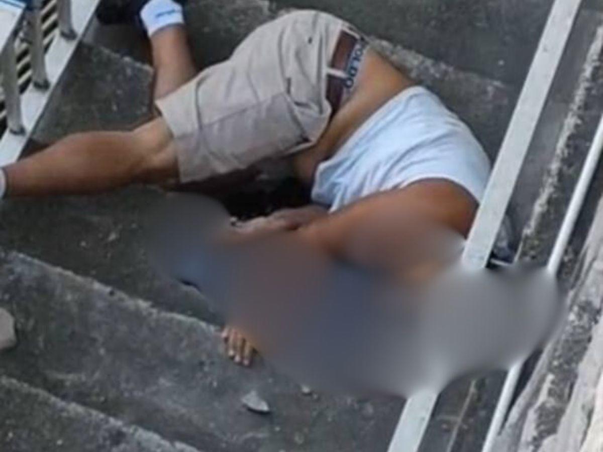 Tras “provocar” múltiple colisión, conductor intentó huir y murió al caer por unas gradas