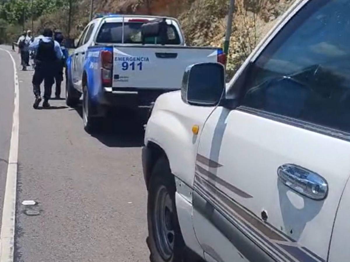 Envuelto en sábanas: así hallaron cadáver en el kilómetro nueve de la carretera al norte