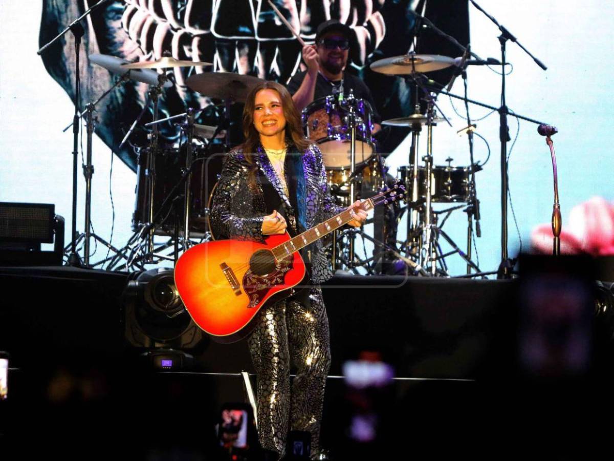 “Corre”, “Dueles” y “La de la mala suerte”: lo mejor de la noche con Jesse & Joy en Tegucigalpa