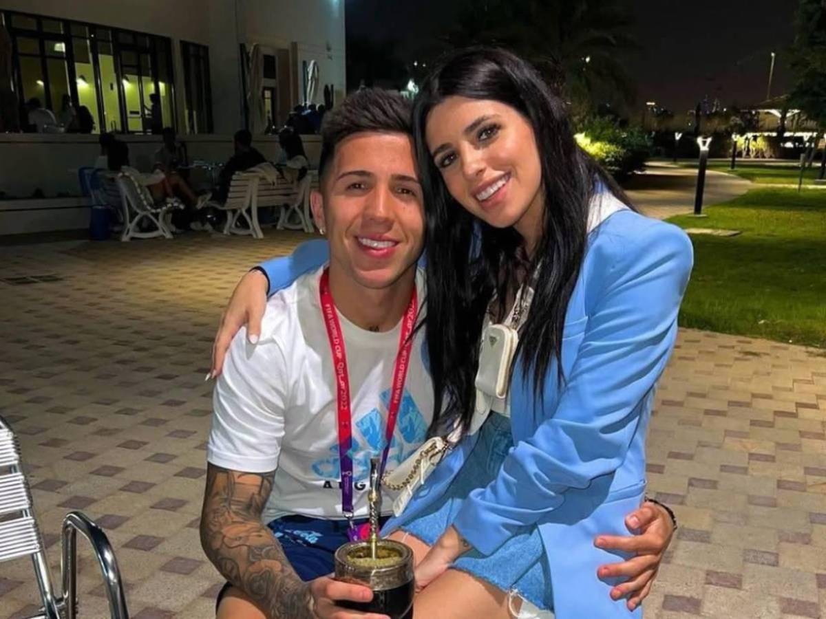Futbolista se reconcilia con su esposa luego de decirle que “buscaba disfrutar la soltería” Futbolista se reconcilia con su esposa luego de decirle que “buscaba disfrutar la soltería”