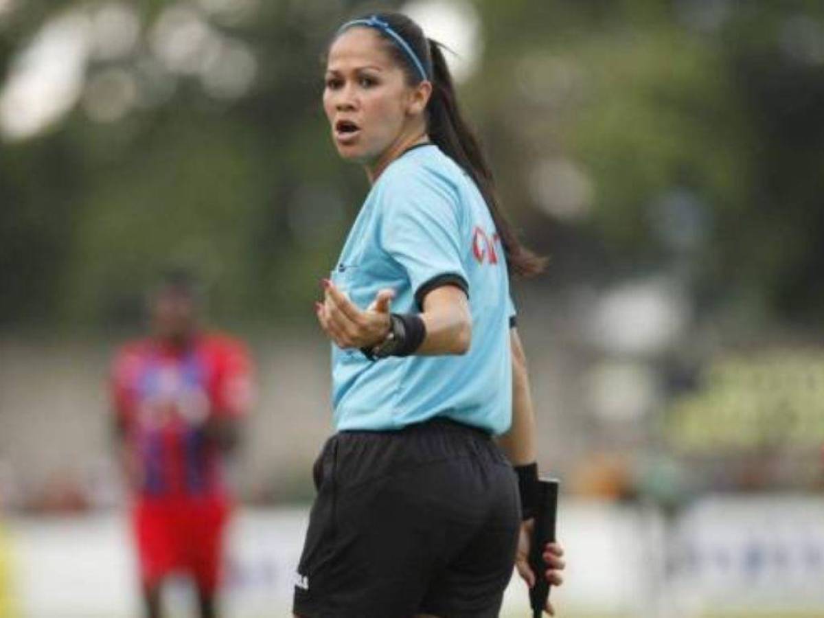 Árbitra hondureña Shirley Perelló pitará en el Mundial Femenino Sub-17 de la India 2022