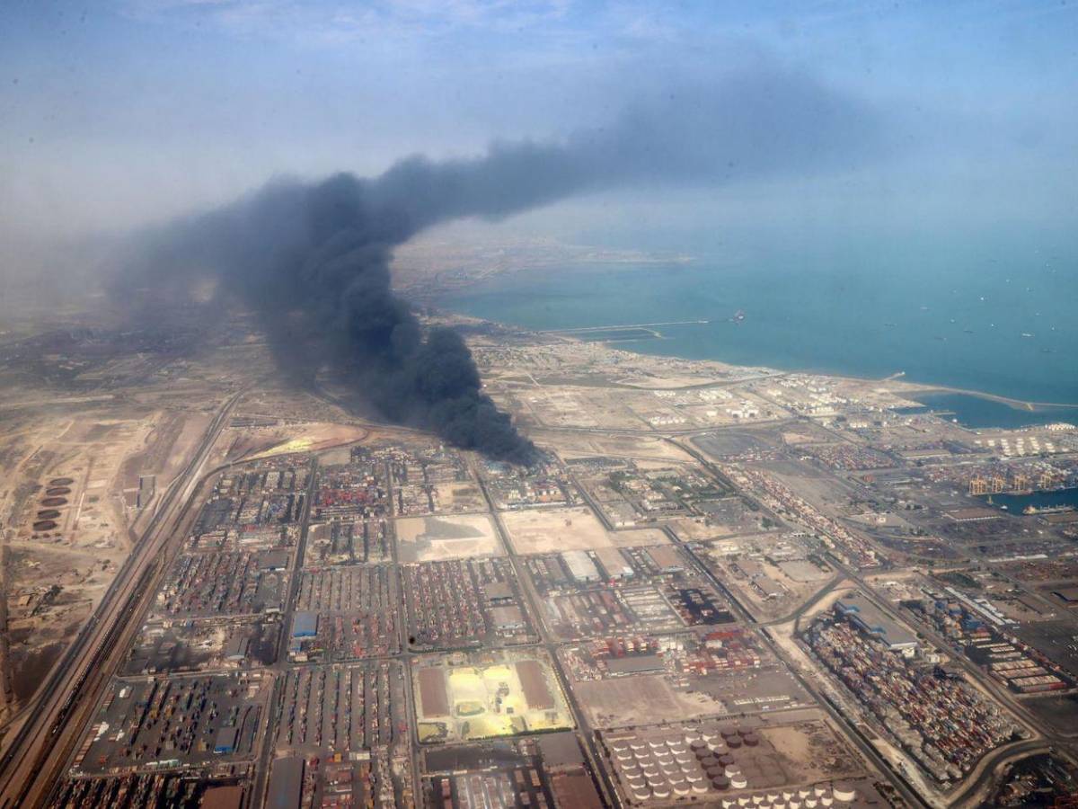 Sube a 40 la cifra de muertos por una gran explosión en Irán Sube a 40 la cifra de muertos por una gran explosión en Irán