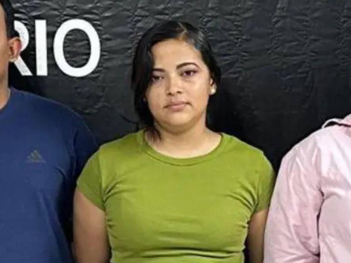 Así te quería agarrar: Mujer fue detenida y abusada en su celda; vinculan a cuatro policías