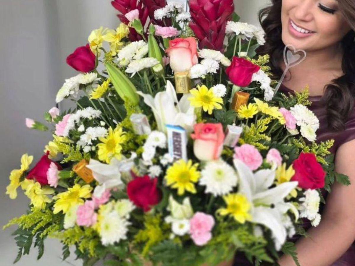 Se las manda ella: Ariela Cáceres sobre arreglos florales que recibe Milagro Flores