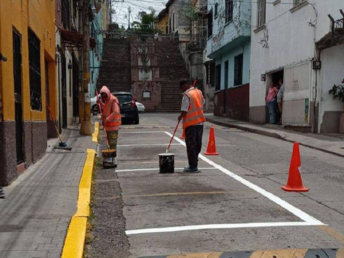 Capitalinos encontrarán cambios en puntos de taxis: estas son las zonas intervenidas
