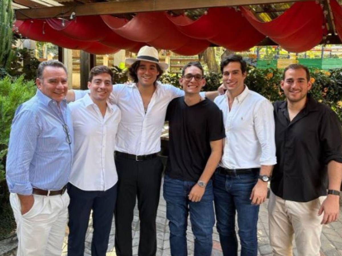 Danilo Carrera en Honduras: Asiste a graduación de su hermano en Zamorano